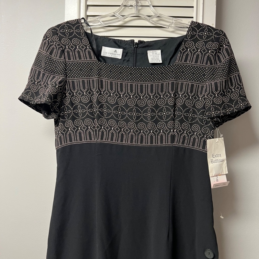 Dress - Picture 3 of 6